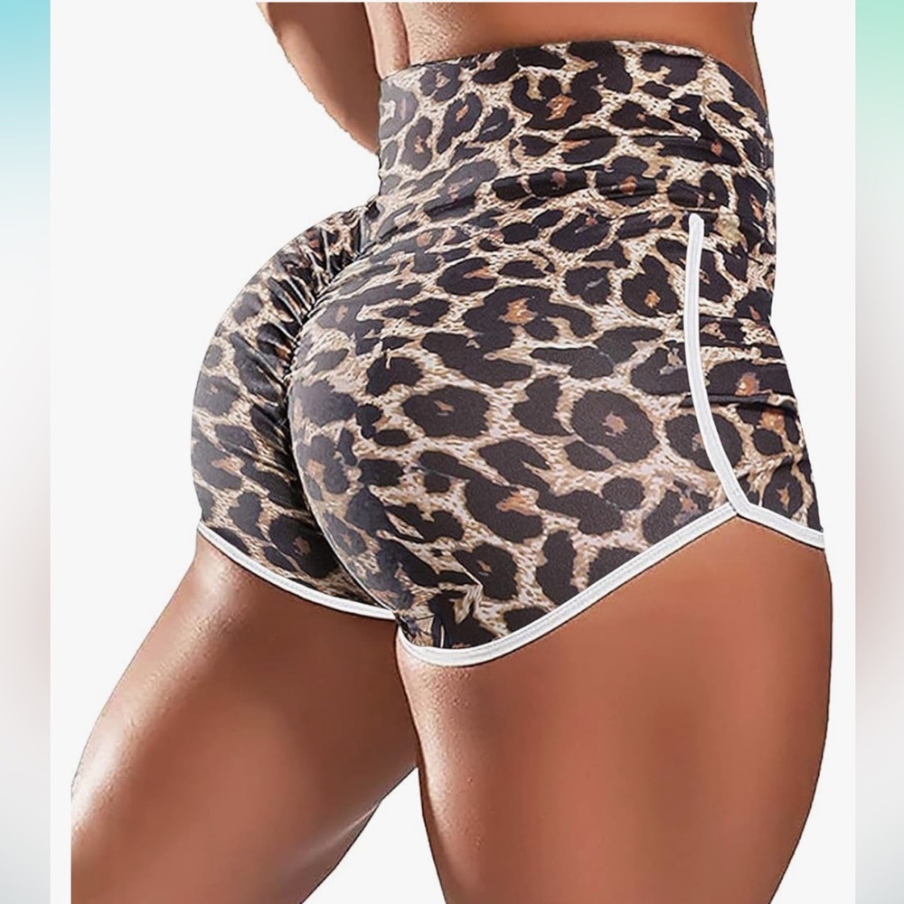 High Waisted Ruched Butt Fitness Track Shorts - Leopard